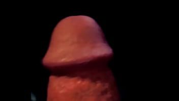 Odtwórz Zabawa z napletkiem kończy się wielkim kutasem w kształcie grzyba Fleshlightman1000