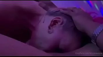 Riproduci Caldo cattivo appuntamento troia esca succhia e scopa il suo toro asiatico amwf