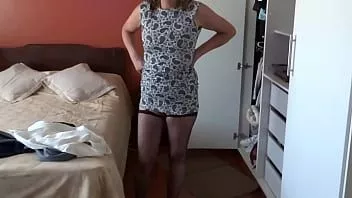 play La matrigna va per la prima volta al motel con il figliastro per insegnargli a scopare