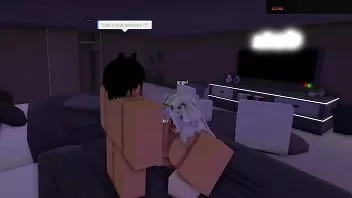 播放 Roblox 他妈的在酒店房间里的故事（自我角色扮演）