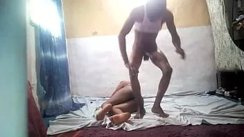 चलाएँ कुछ रोमांचक देखने के लिए अंत तक देखें।