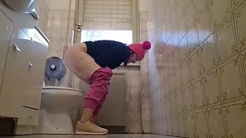 चलाएँ फैंसी रेस्तरां बाथरूम 4k में असली farts