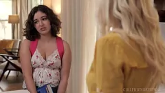 play प्रायोगिक सौतेली बेटी Leana Lovings और Milf Serene सायरन इन पैशन लेस्बियन एनकाउंटर