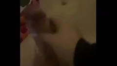 Afspelen Magic Wand Orgasm: opruimtijd na de BukKake van mijn man