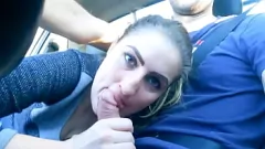 Jouer Ride Home se transforme en une séance de pipe torride avec un amateur marié