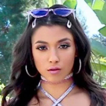 Porno Yıldızı Brooklyn Gray