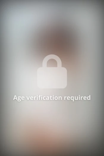 अभिनेता Lacy Lennon