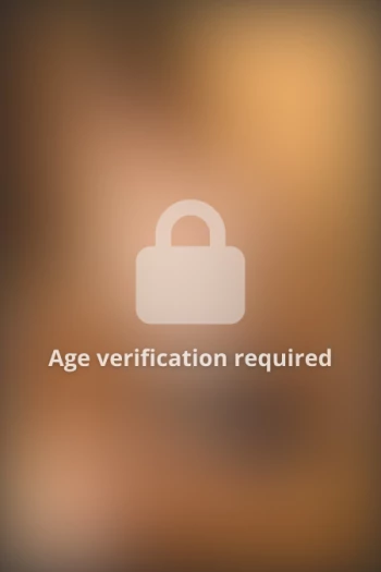 Bintang porno Sofi Ryan